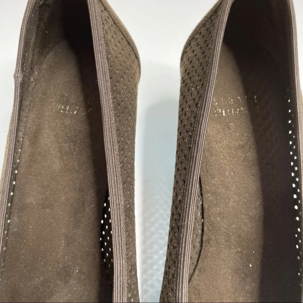 Stuart Weitzman Brown Perforated Heels size 9